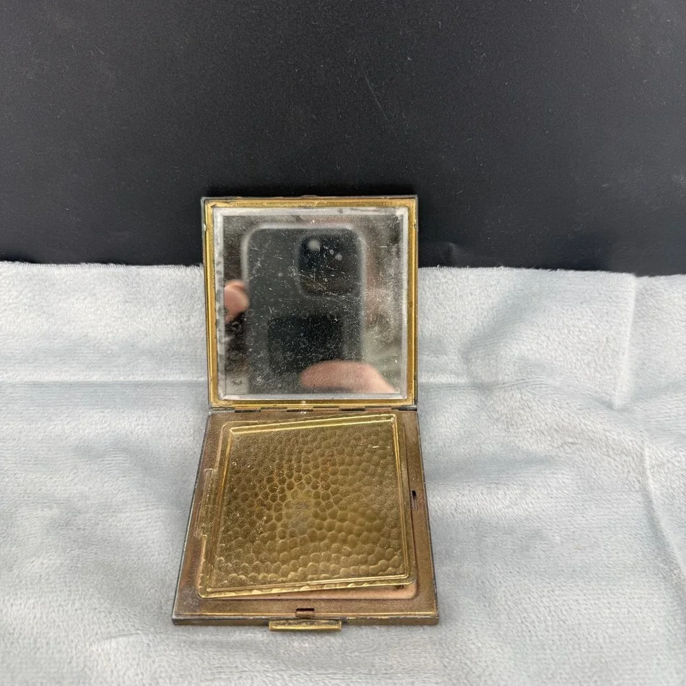 Vintage Cloisonne Enamel Compact‎ Gold Tone Blue Floral Square READ